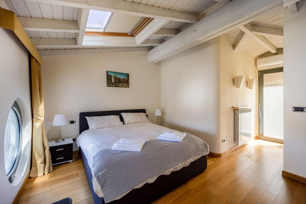 Napoleone'S Nest - Elegant And Central Milaan Buitenkant foto